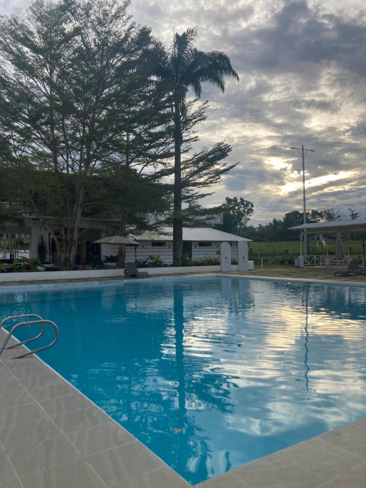 The Eliana Farm Resort And Villas Manolo Fortich Buitenkant foto