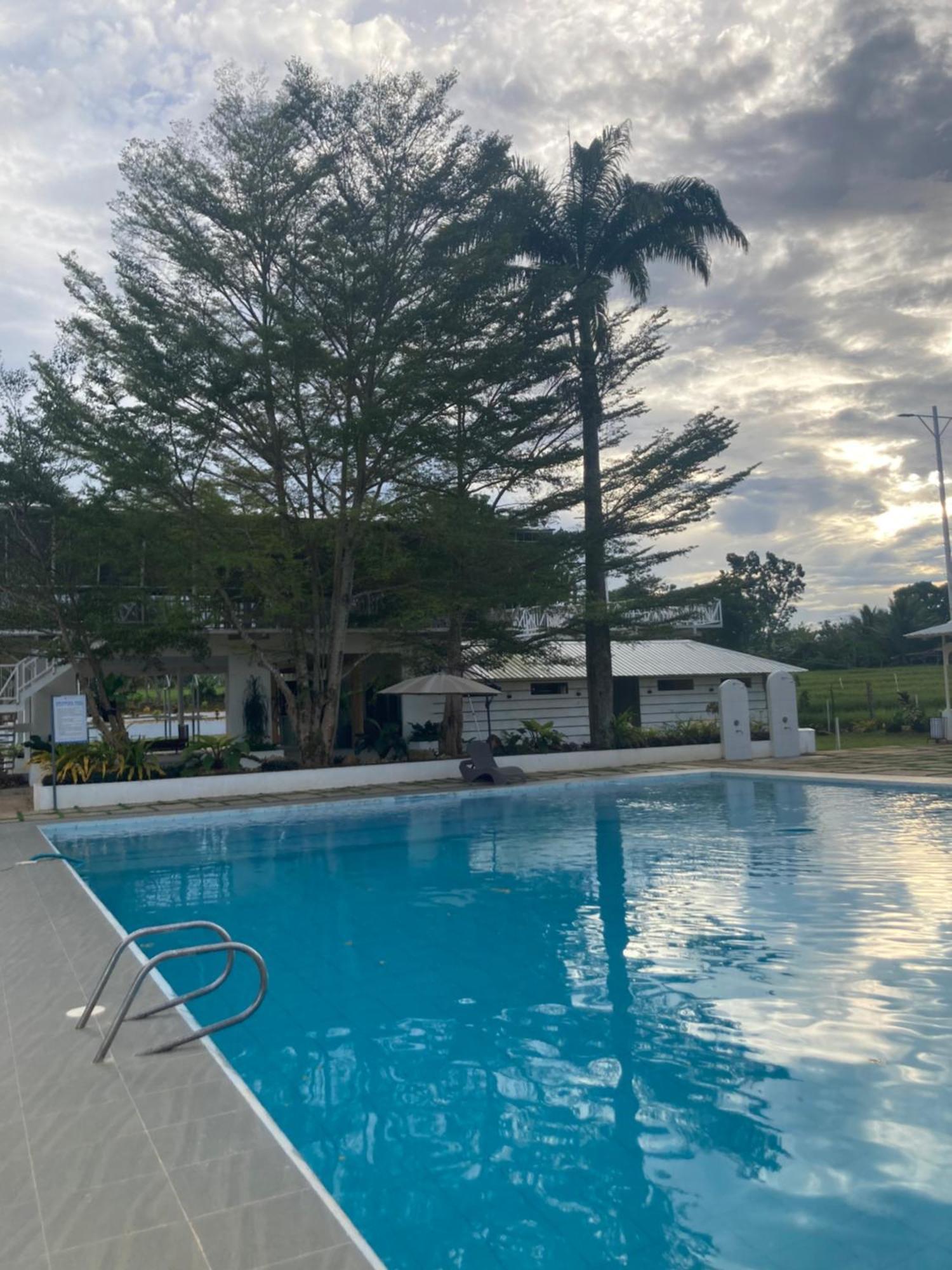 The Eliana Farm Resort And Villas Manolo Fortich Buitenkant foto